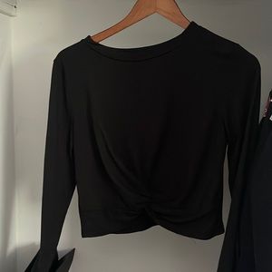 Black long sleeves crop top